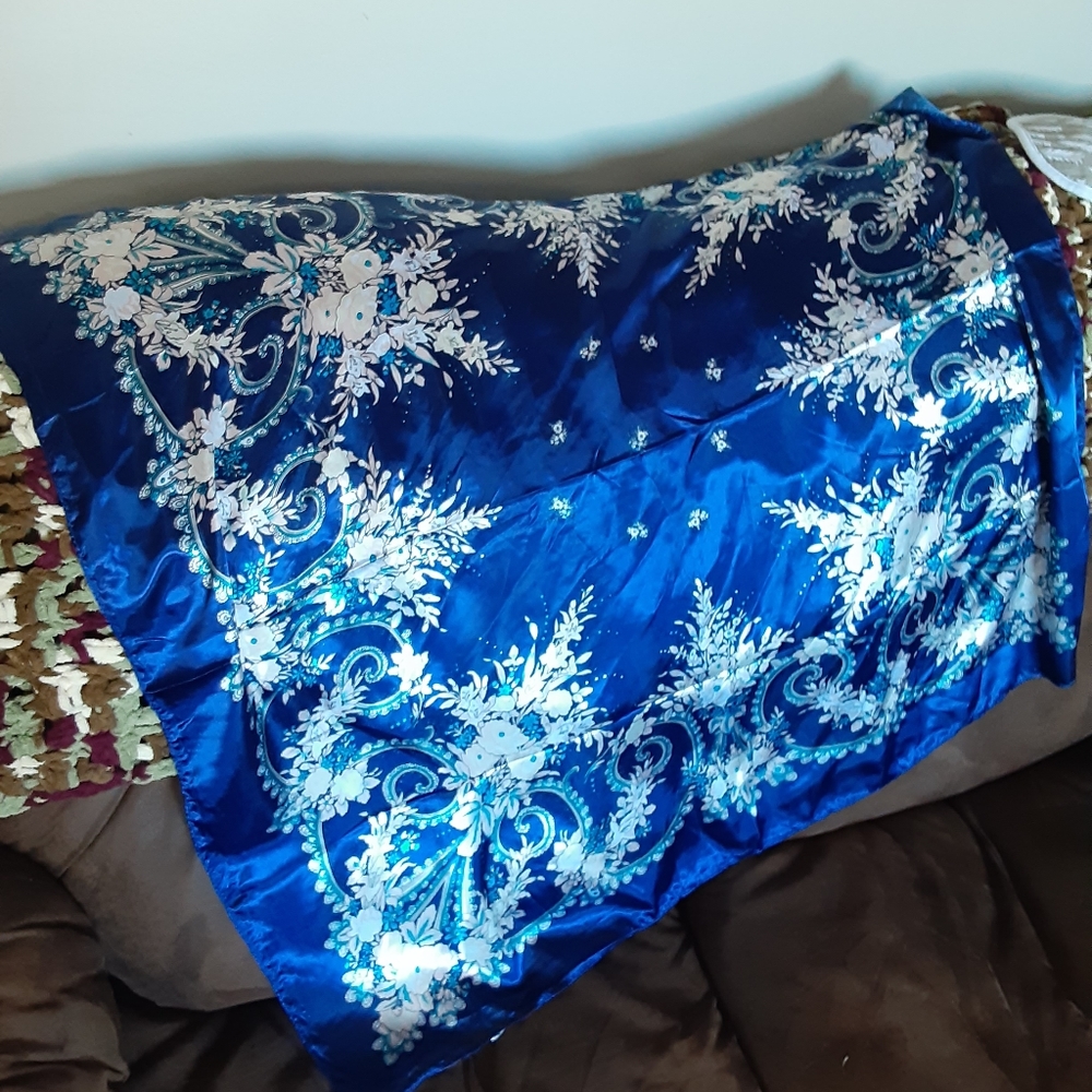 Silk wild rag